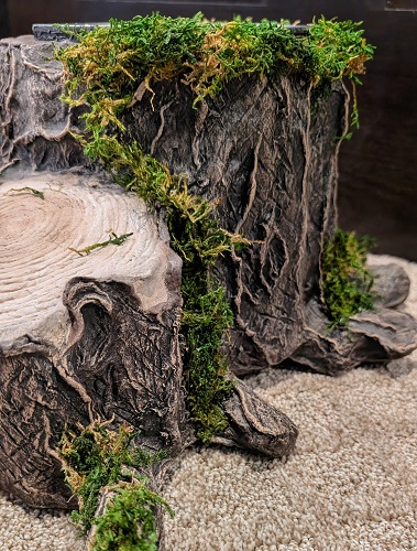 faux stump closeup